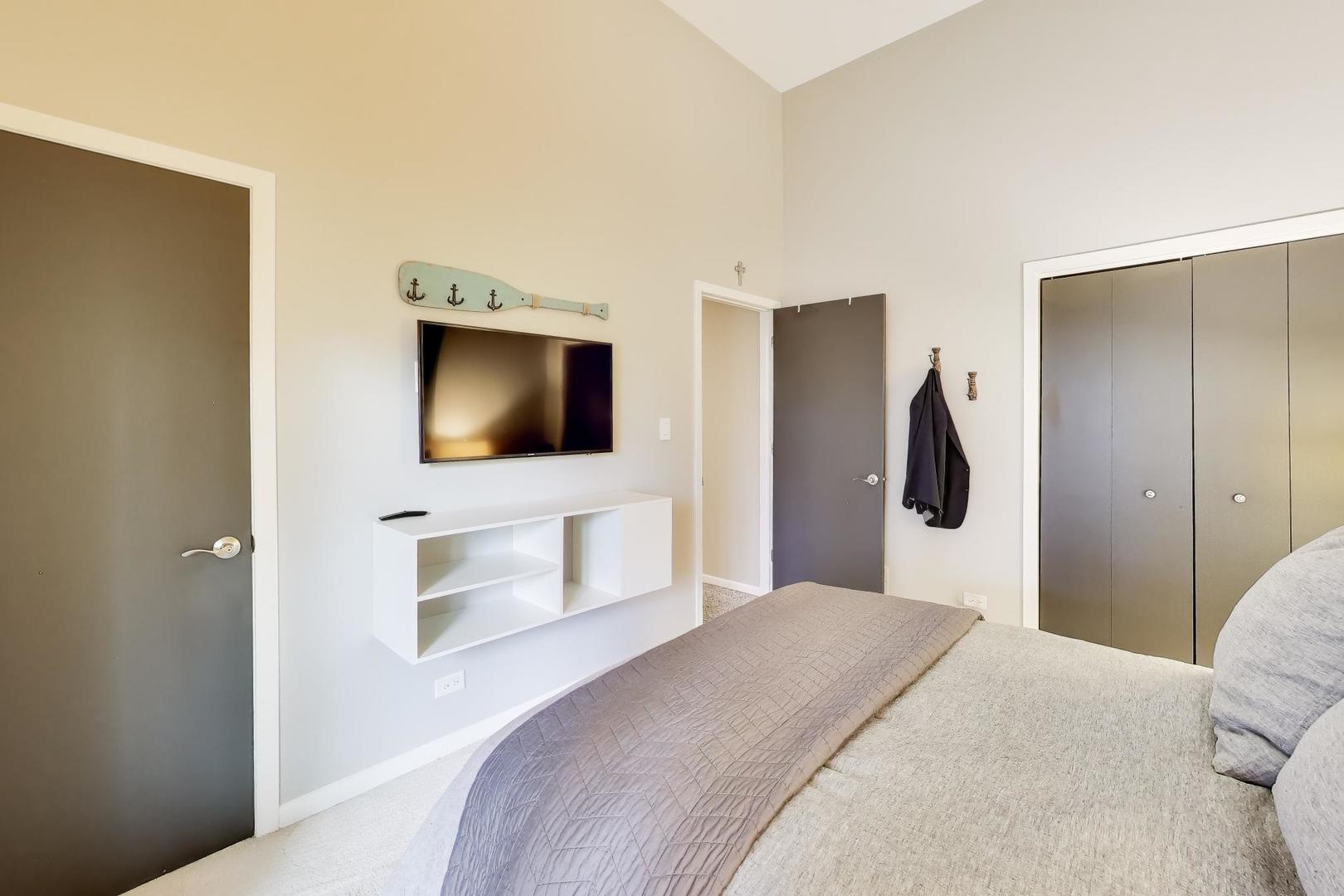 22 Rodeo Drive, Burr Ridge, IL 60527