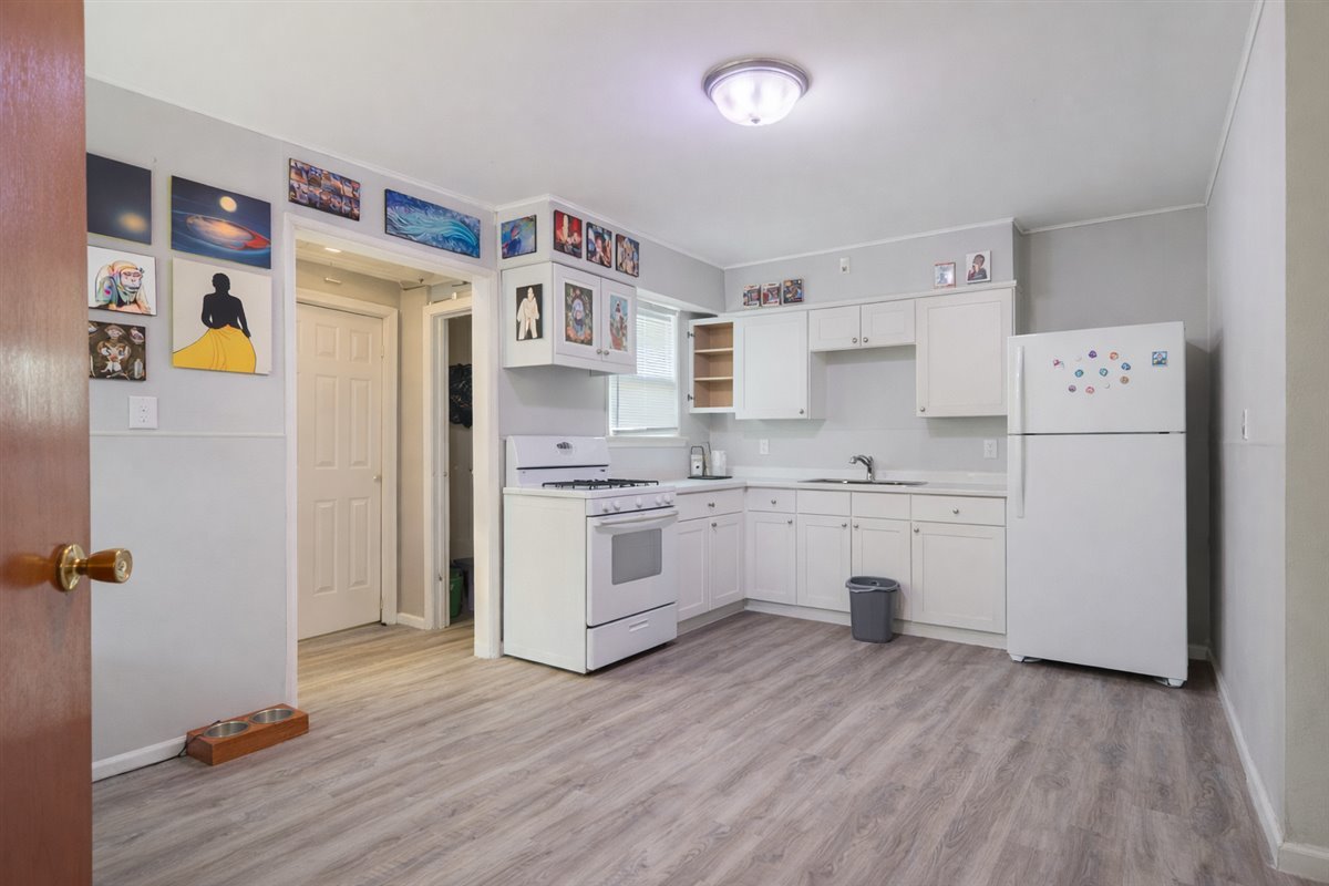 1003 W Jackson Street, Bloomington, IL 61701