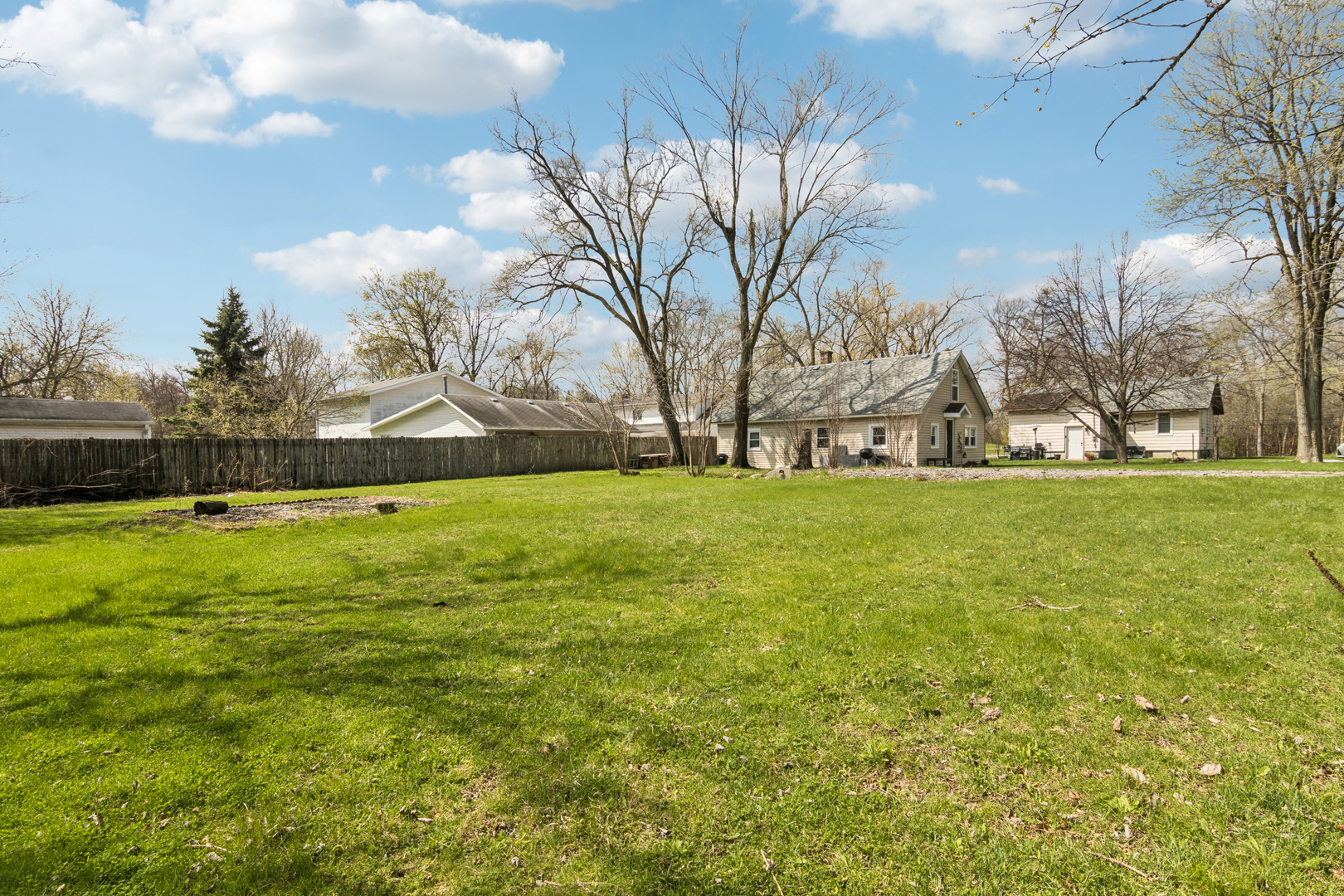 11471 W Leland Avenue, Beach Park, IL 60099