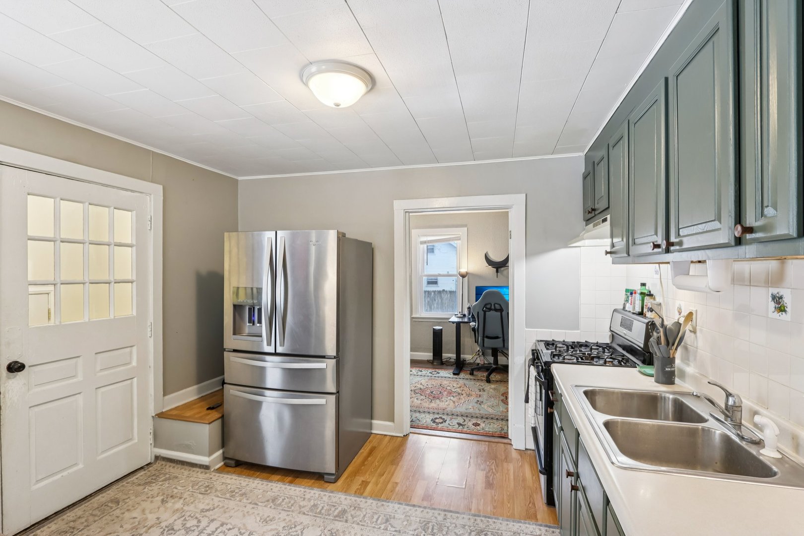 11471 W Leland Avenue, Beach Park, IL 60099