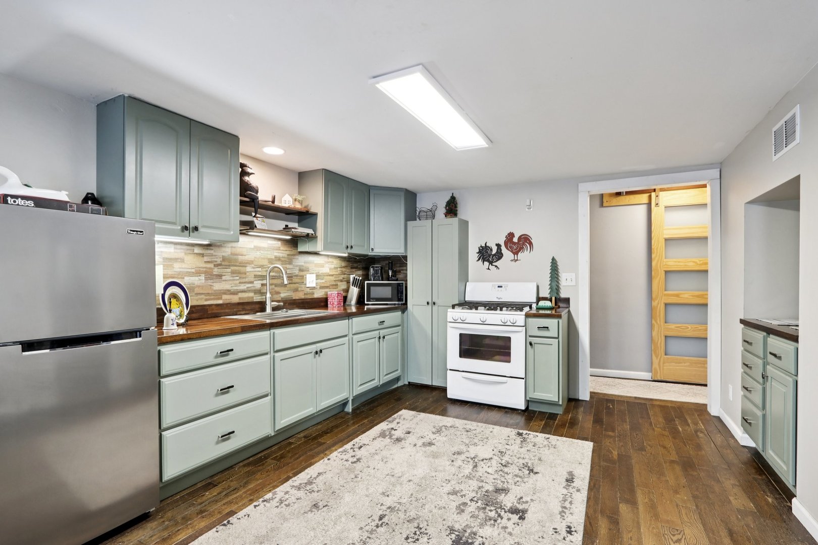 11471 W Leland Avenue, Beach Park, IL 60099