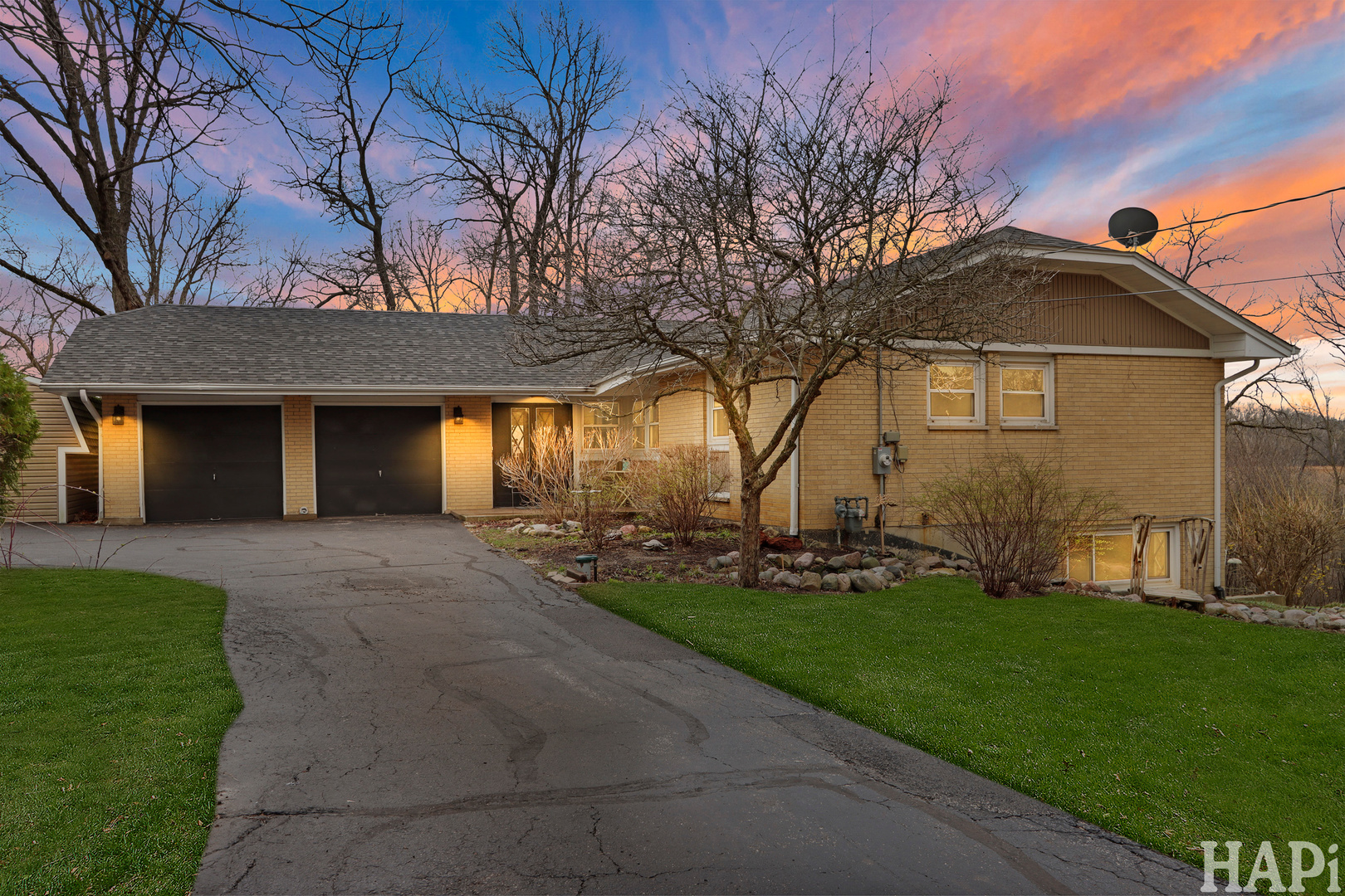 25661 W Blakely Parkway, Wauconda, IL 60084