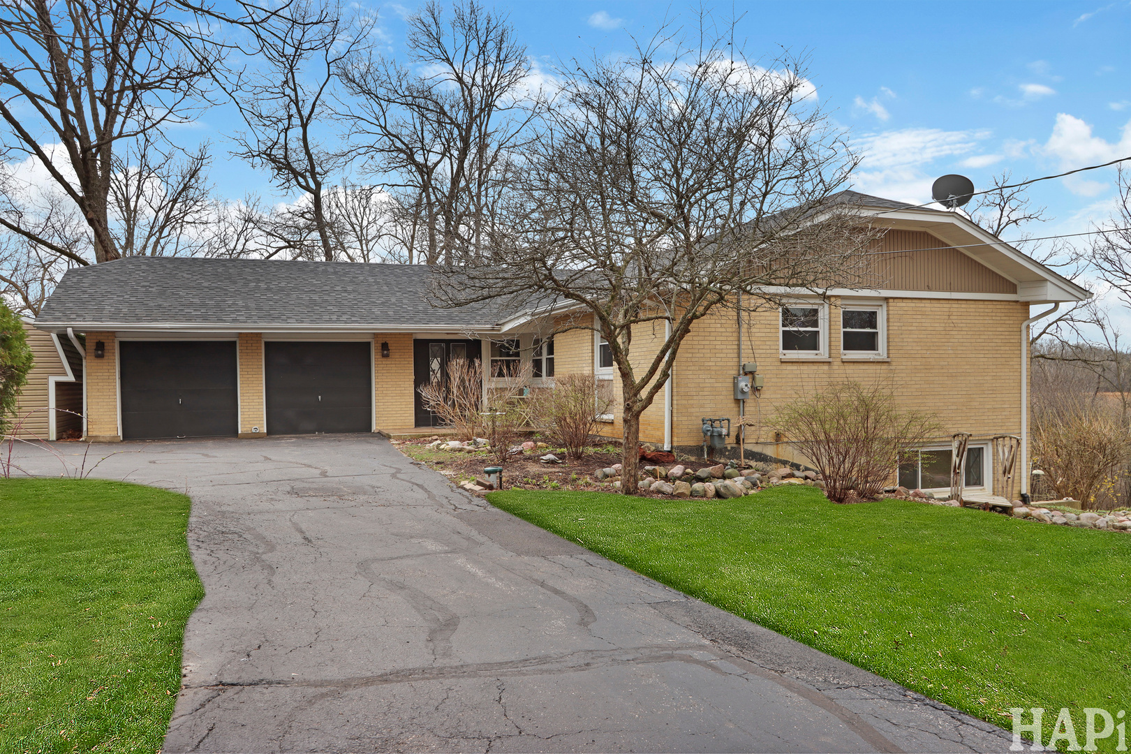 25661 W Blakely Parkway, Wauconda, IL 60084