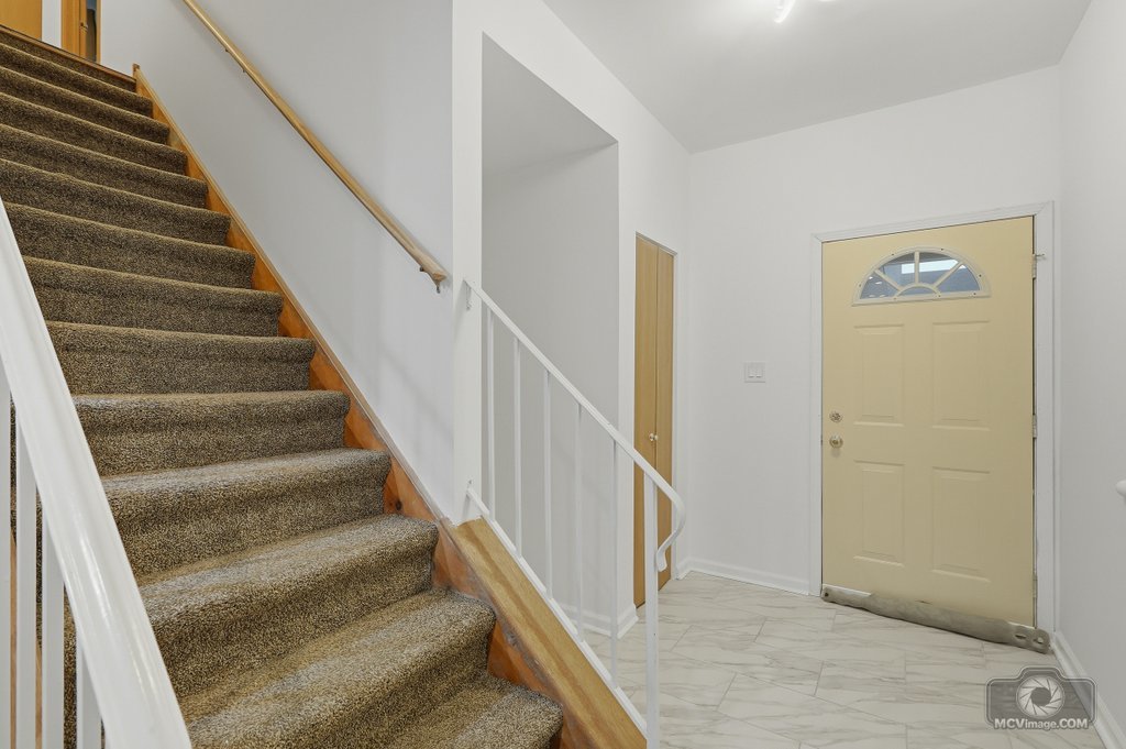 3648 W 125th Street, Alsip, IL 60803