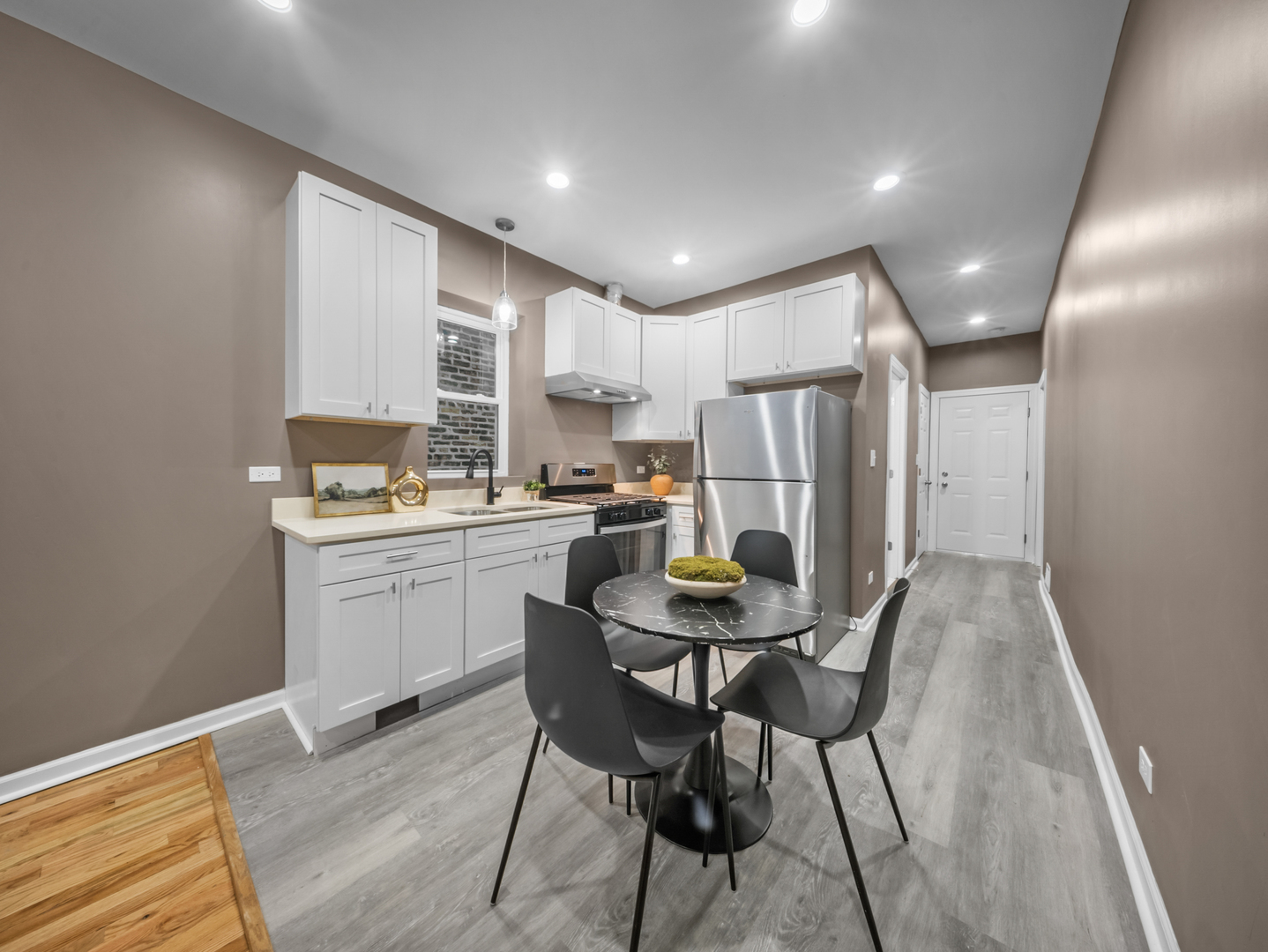 1232 S 51st Avenue, Cicero, IL 60804