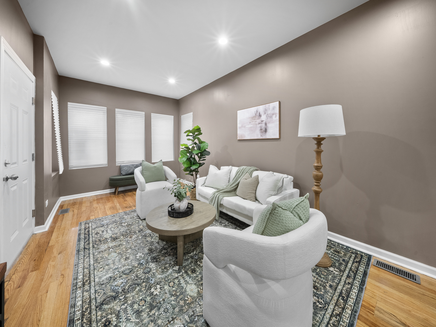 1232 S 51st Avenue, Cicero, IL 60804