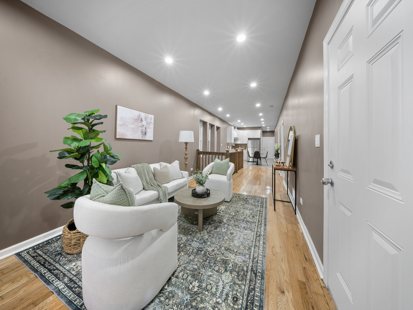 1232 S 51st Avenue, Cicero, IL 60804