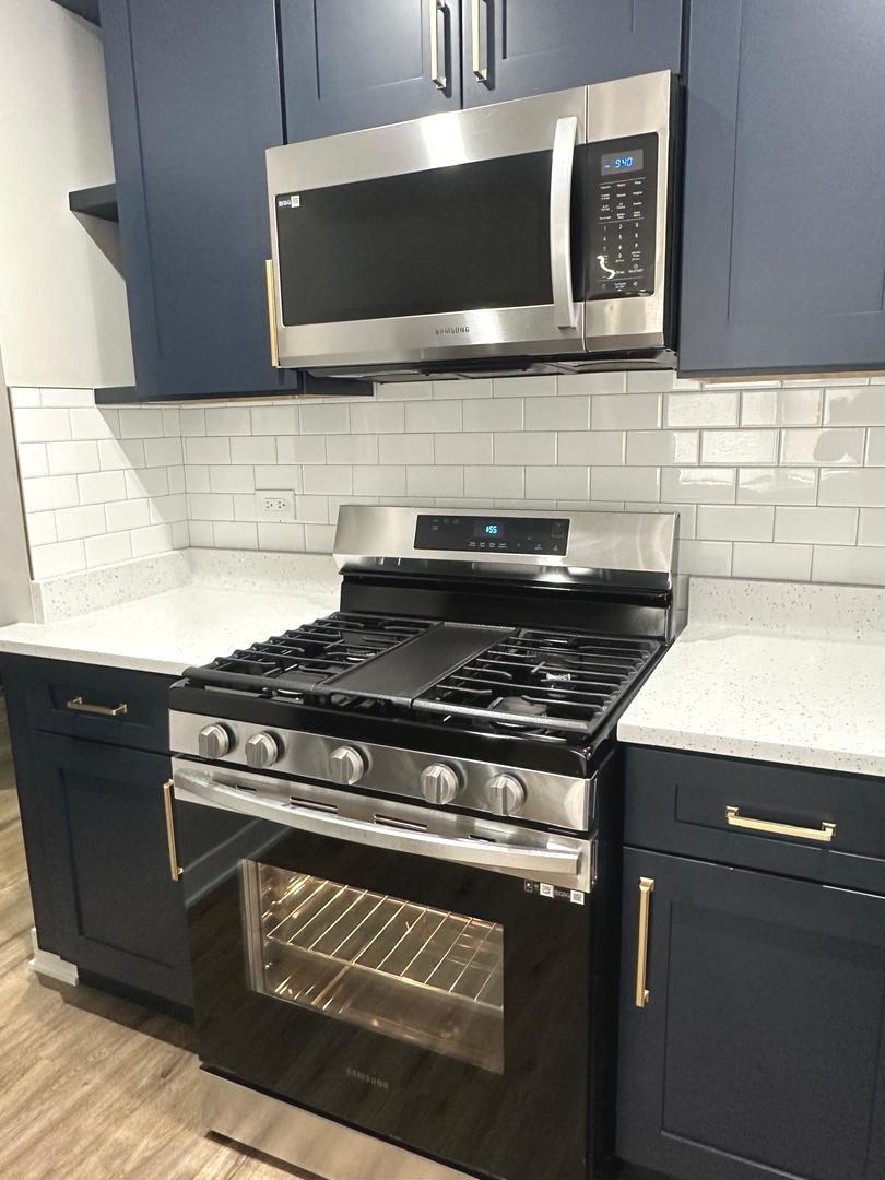 1021 W Vermont Avenue, Chicago, IL 60827