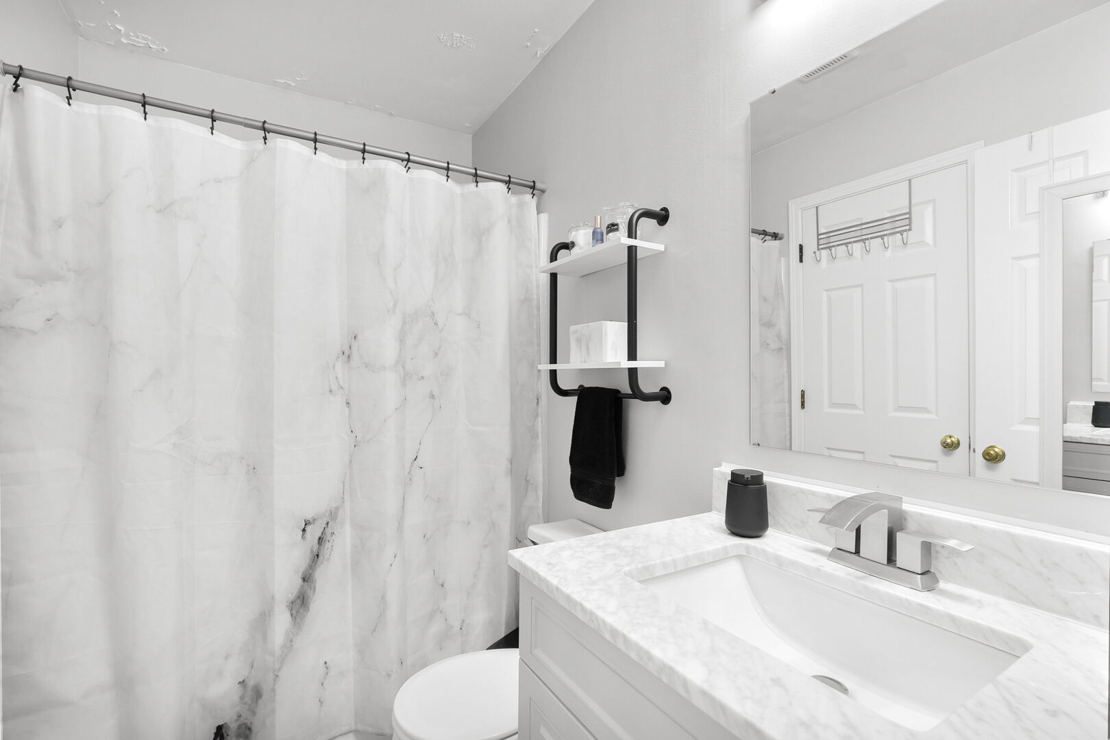 1879 Independence Court, Gurnee, IL 60031