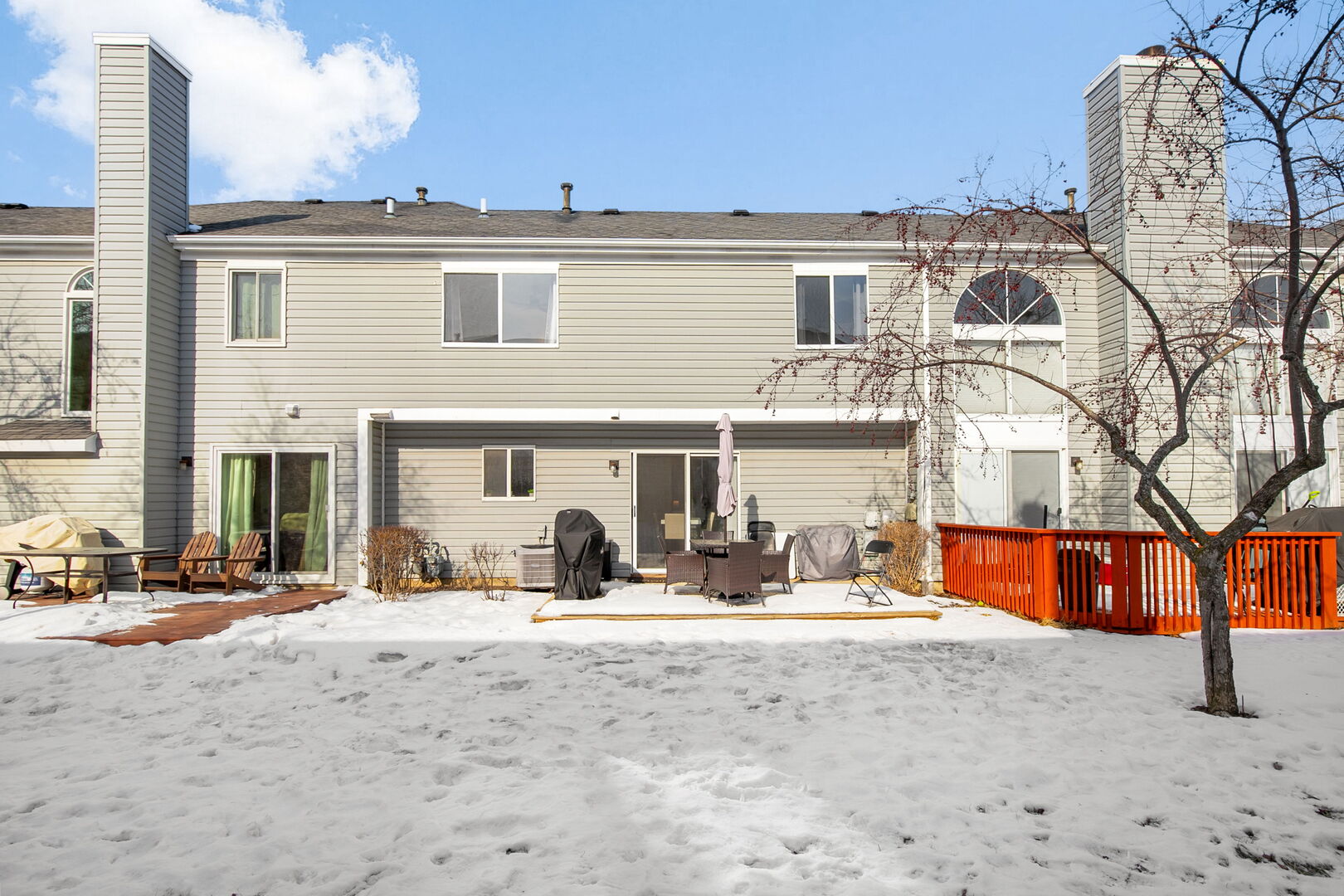 1879 Independence Court, Gurnee, IL 60031