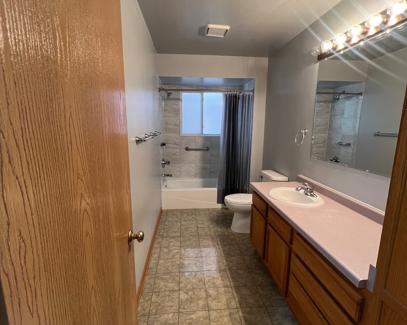 770 Sibley Boulevard, Calumet City, IL 60409