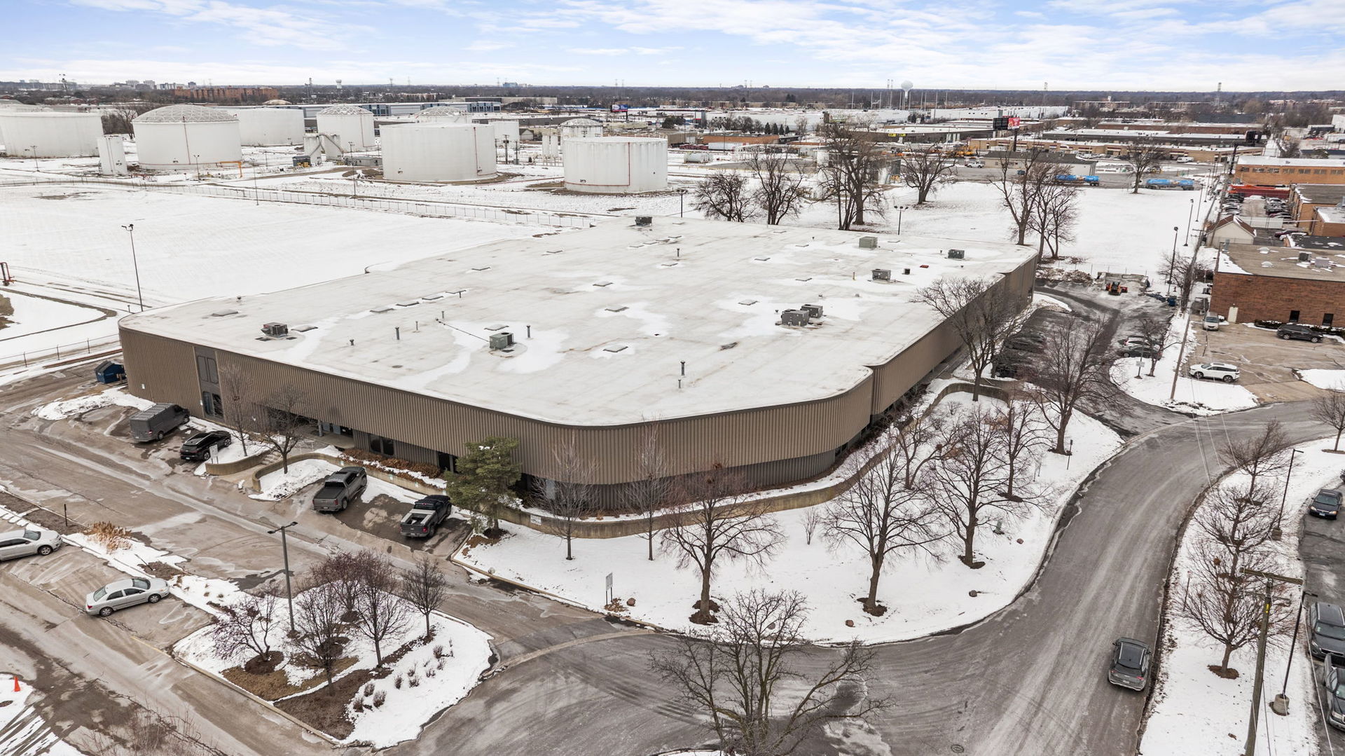 1980 S. Carboy Road, Mount Prospect, IL 60056