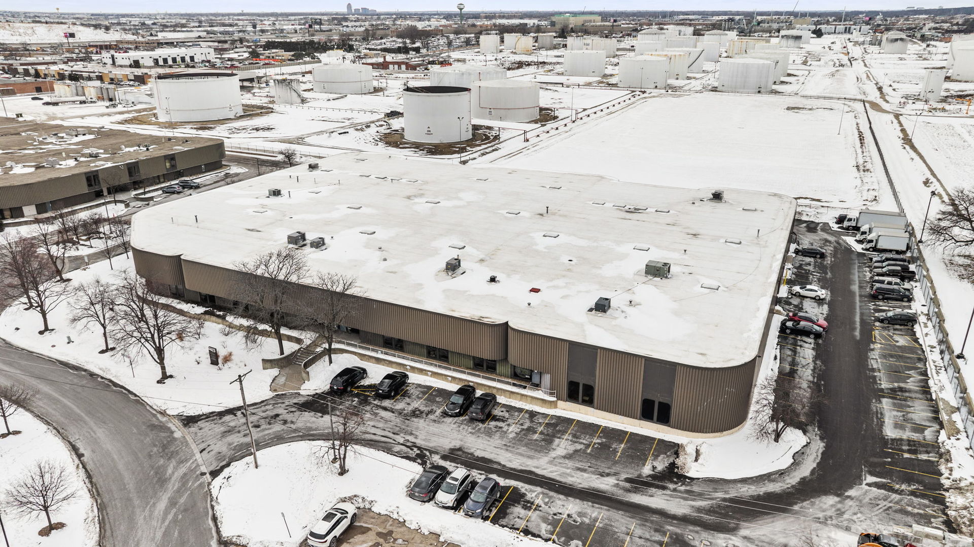 1980 S. Carboy Road, Mount Prospect, IL 60056