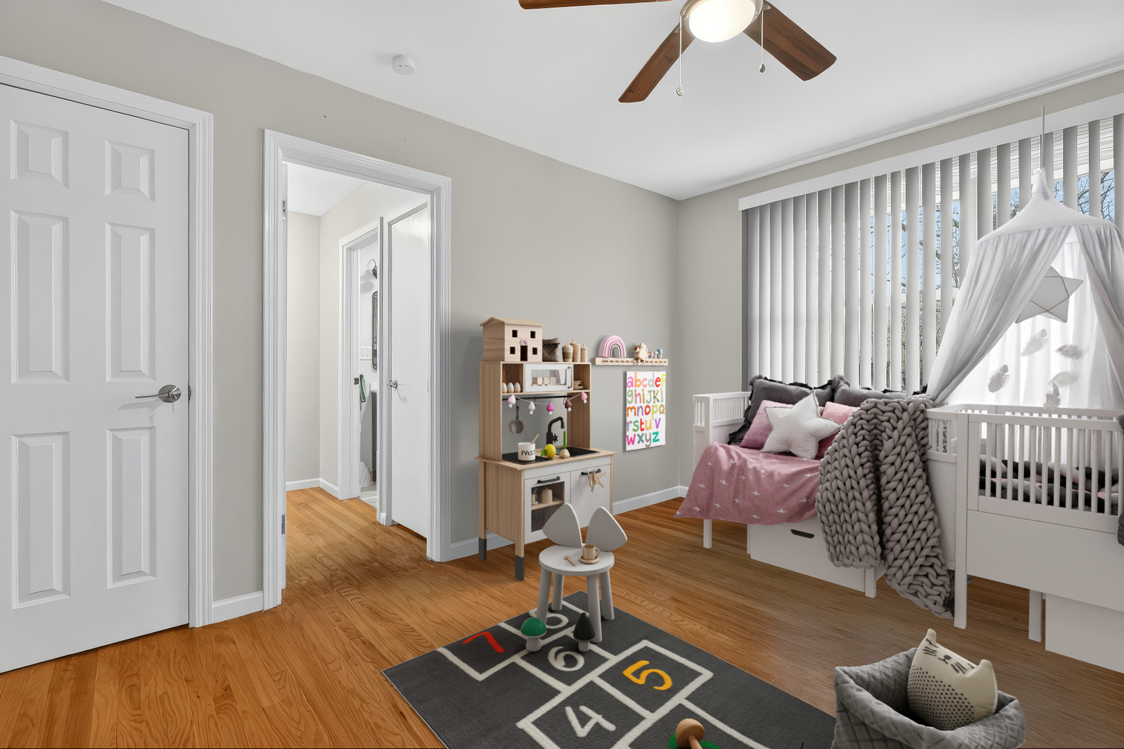 203 S See Gwun Avenue, Mount Prospect, IL 60056