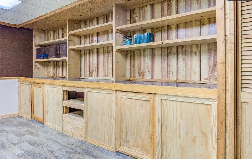 30W011 Kensington Drive, Warrenville, IL 60555