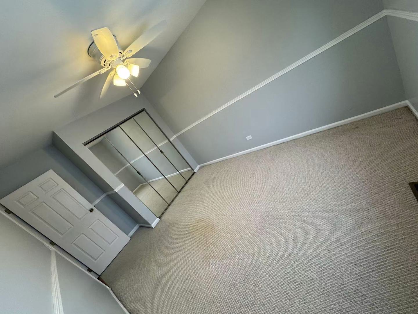 30W011 Kensington Drive, Warrenville, IL 60555