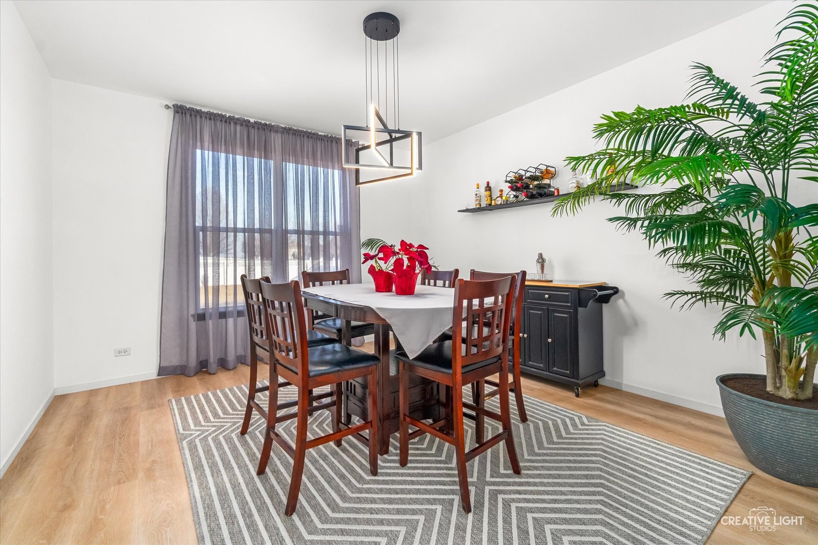 951 Canyon Trail Court, Yorkville, IL 60560