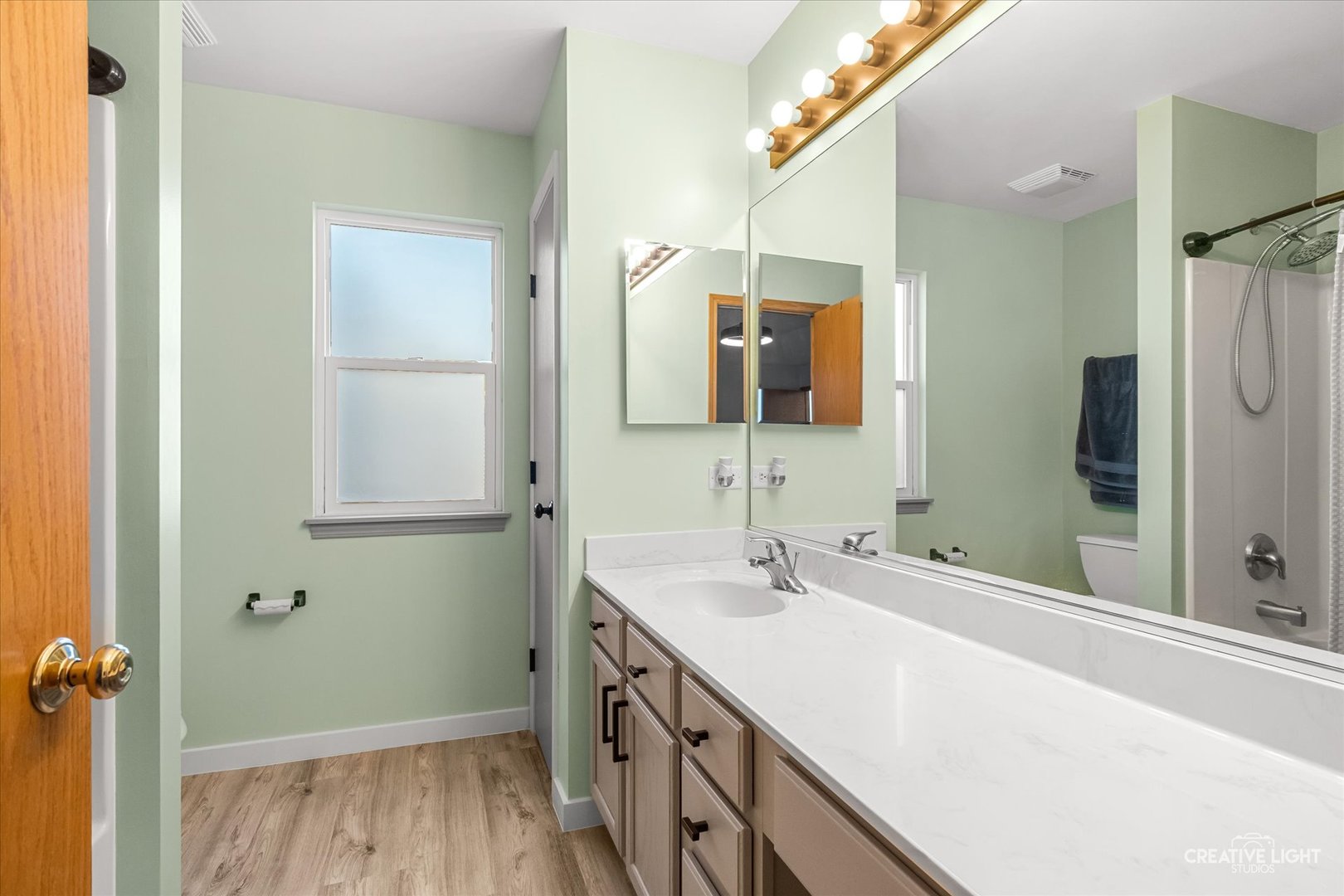 951 Canyon Trail Court, Yorkville, IL 60560