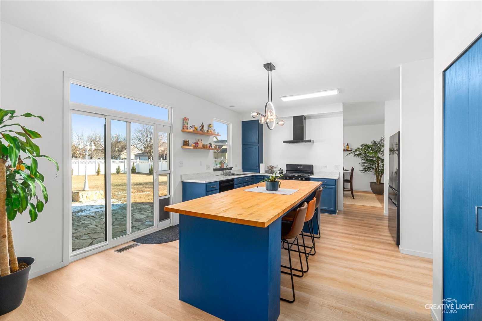 951 Canyon Trail Court, Yorkville, IL 60560