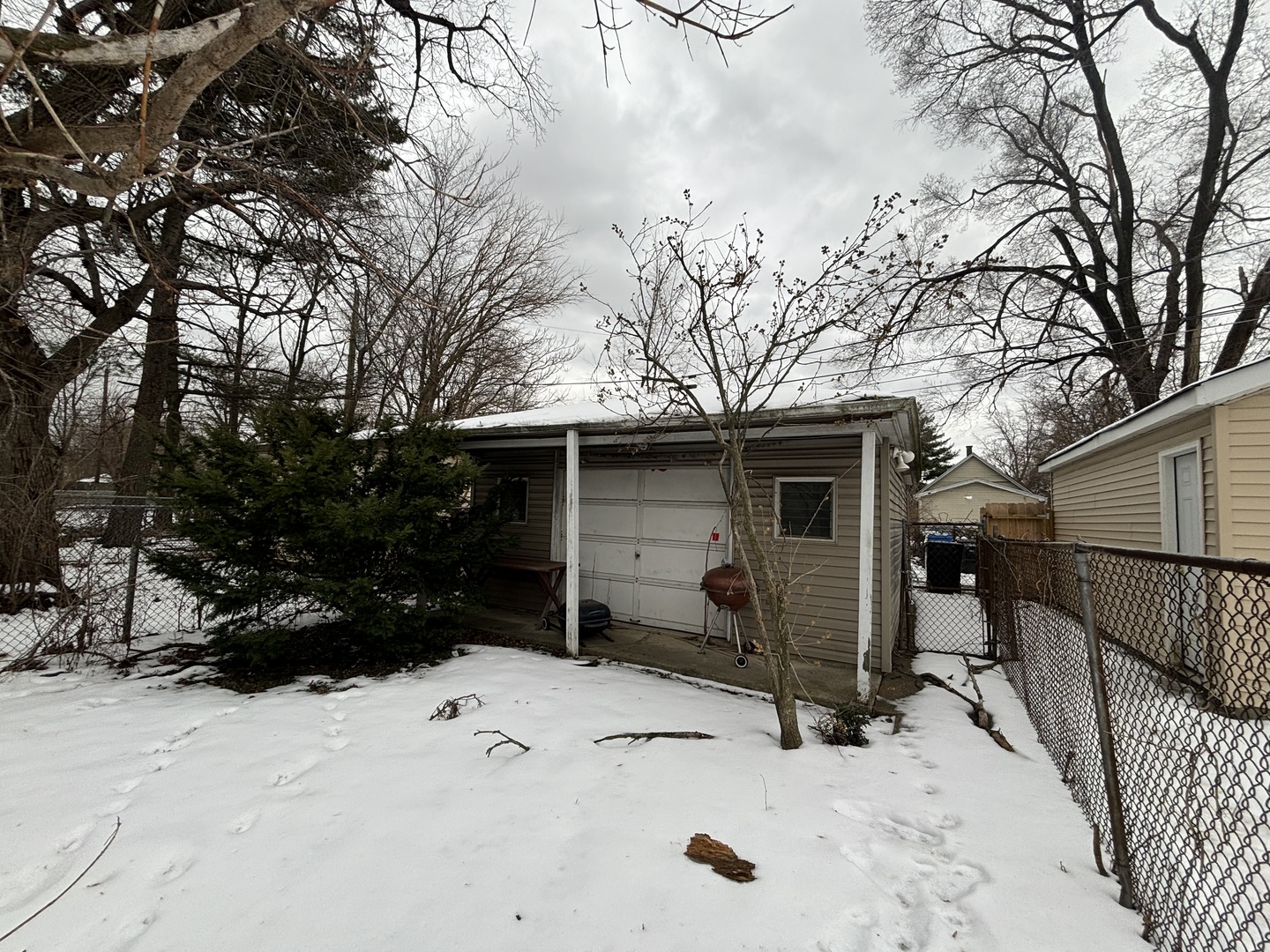 335 W 106th Place, Chicago, IL 60628