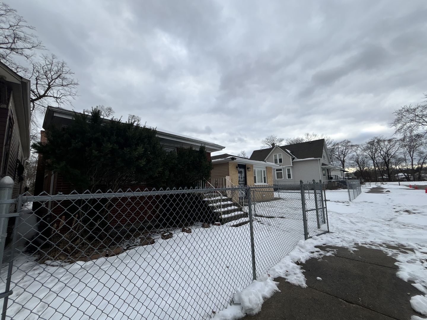 335 W 106th Place, Chicago, IL 60628