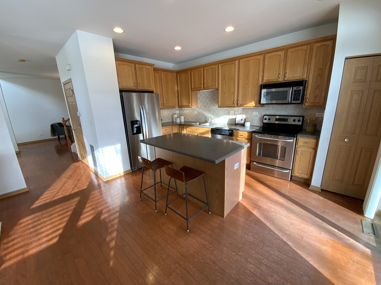 2840 Cattail Court #F, Wauconda, IL 60084