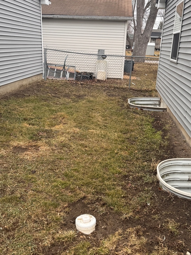 3002 Gilead Avenue, Zion, IL 60099