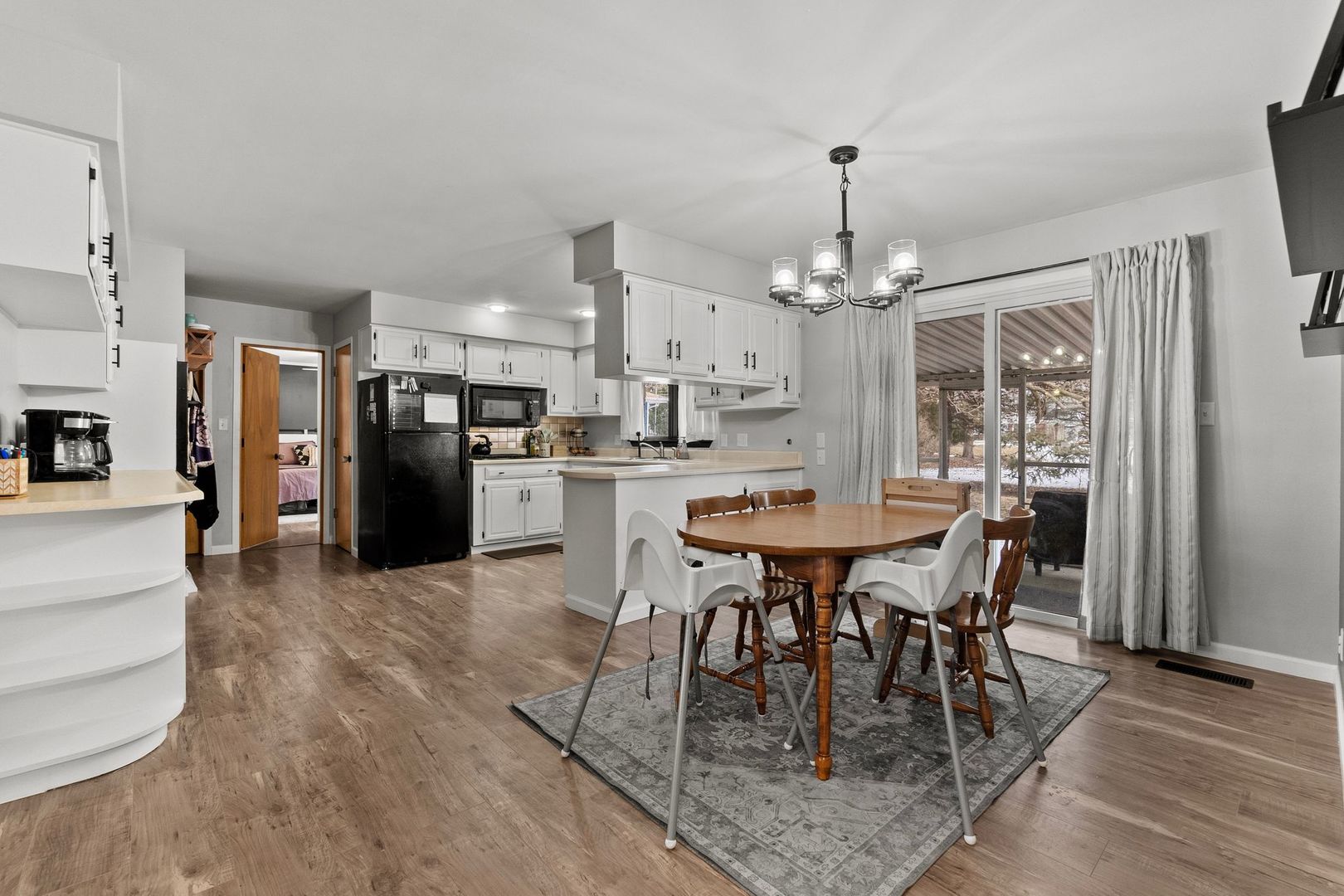 914 Donnie Court, Joliet, IL 60435