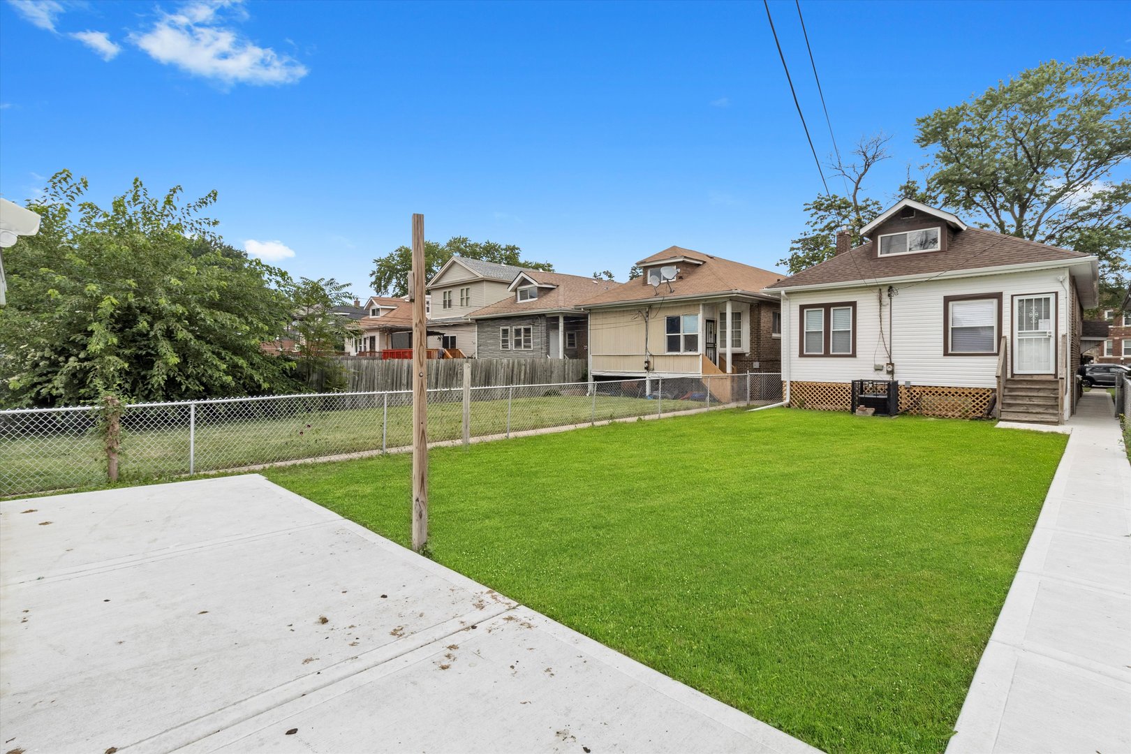 7646 S Wabash Avenue, Chicago, IL 60619