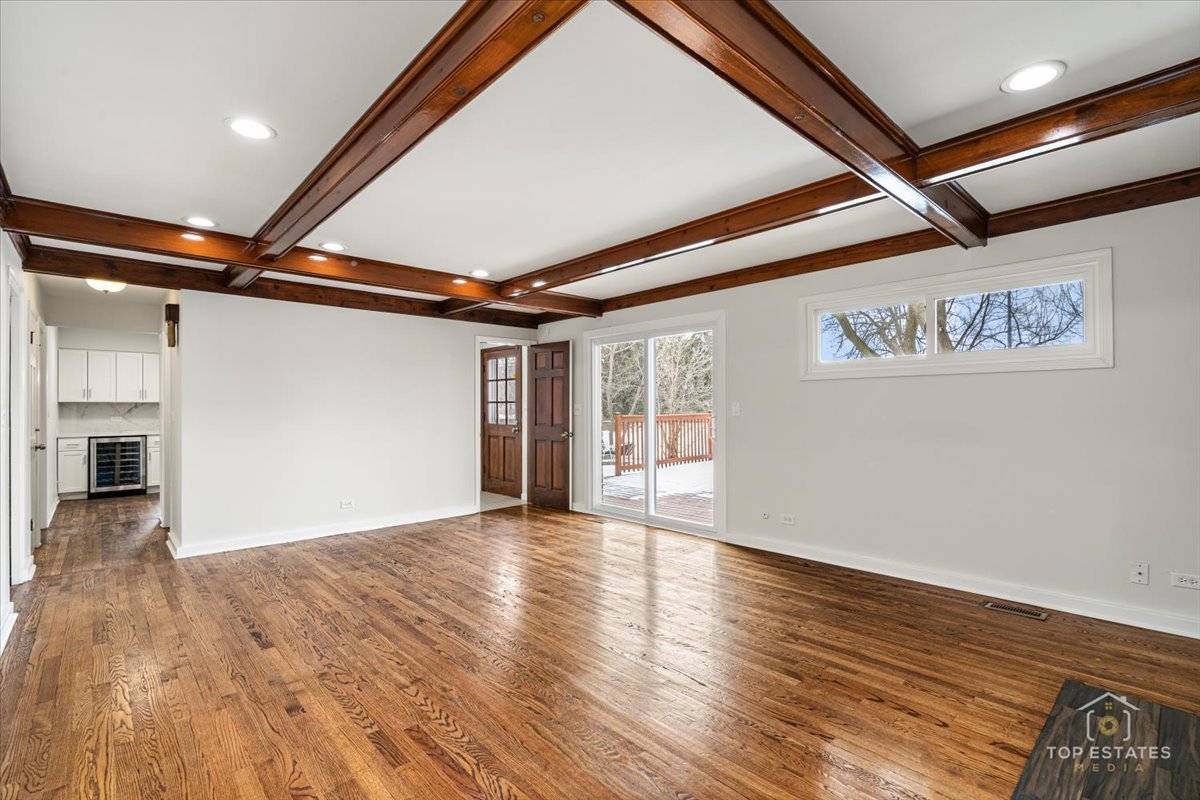 931 CANTERBURY Drive, Schaumburg, IL 60195