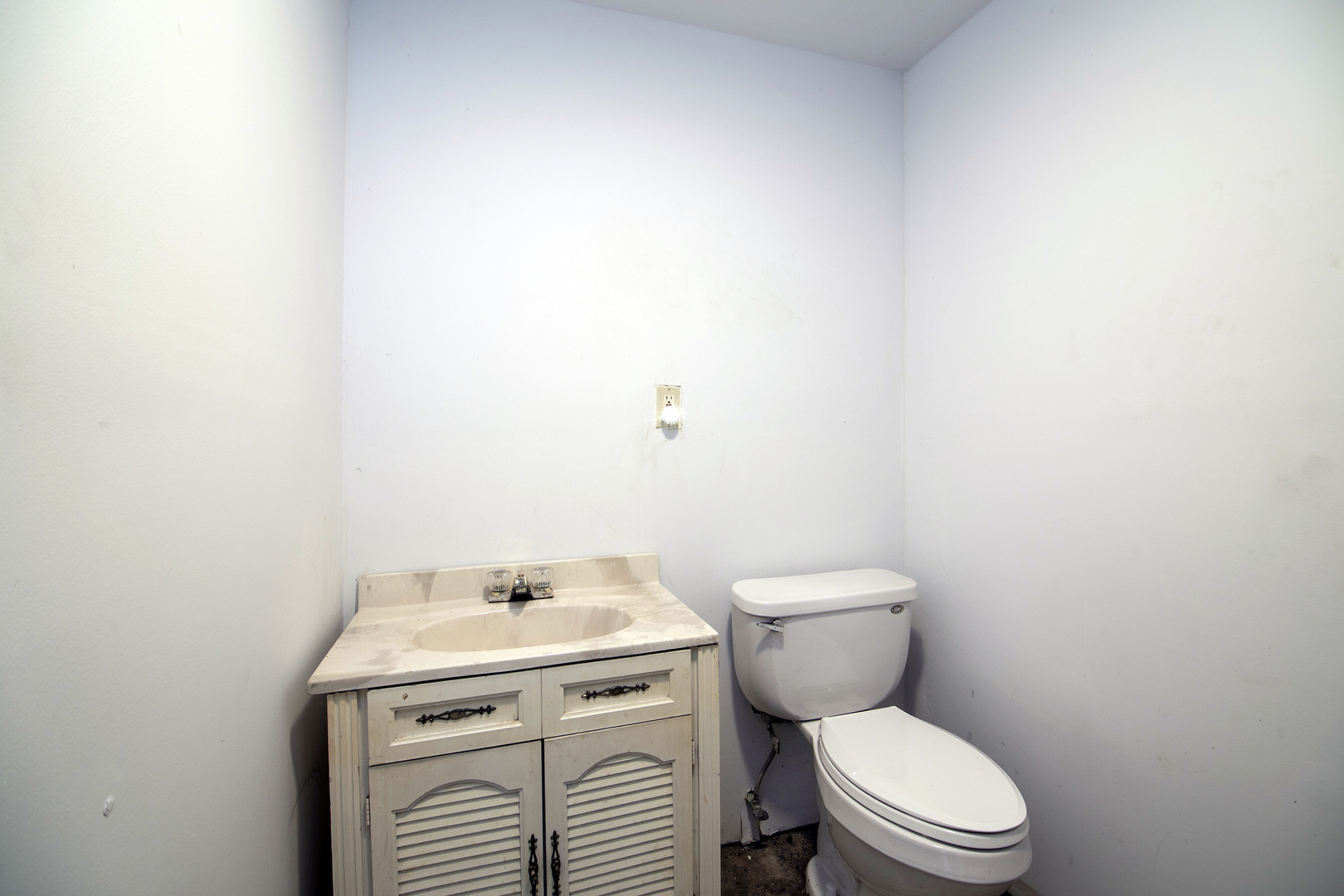 34 S Chestnut Court, Glenwood, IL 60425