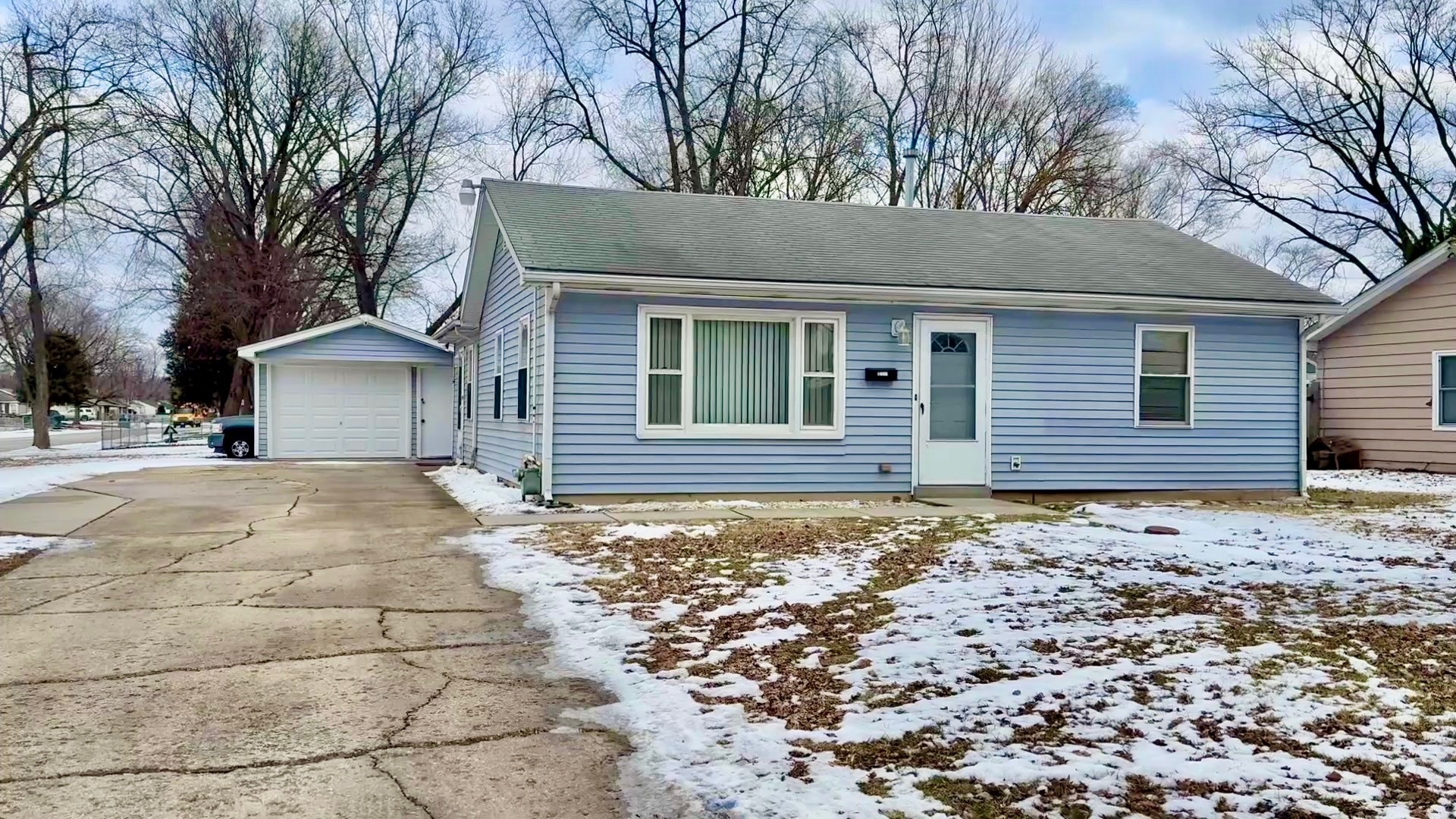 1700 Houston Avenue, Joliet, IL 60433