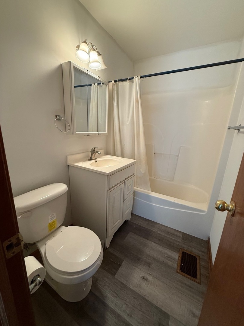 1700 Houston Avenue, Joliet, IL 60433