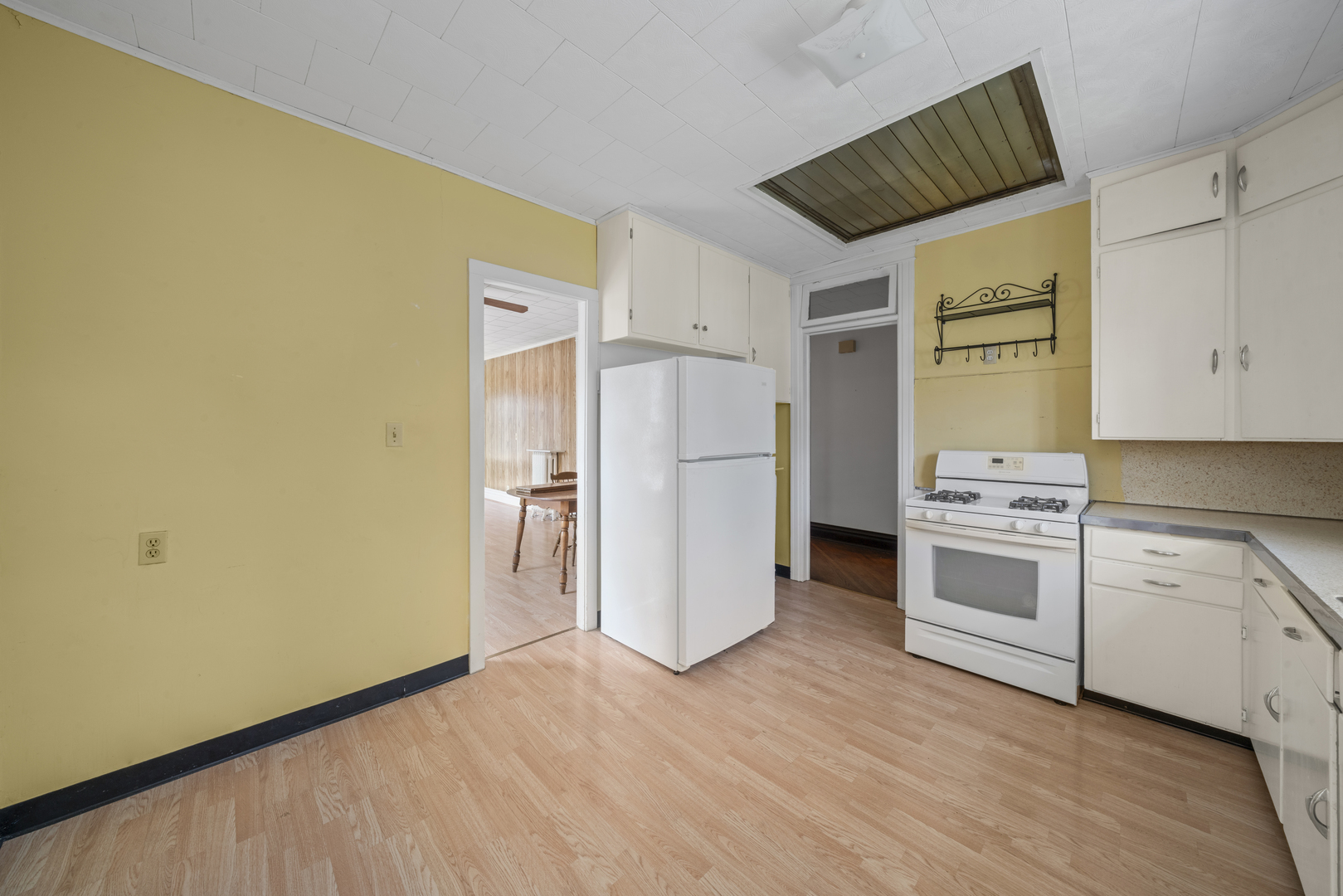 205 S Gage Street, Somonauk, IL 60552