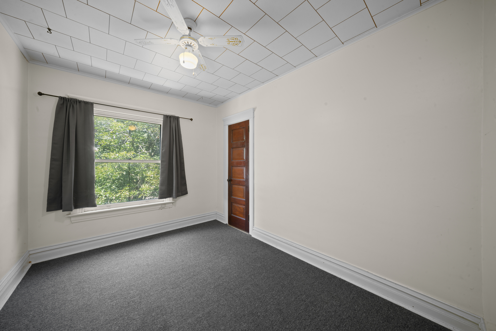 205 S Gage Street, Somonauk, IL 60552