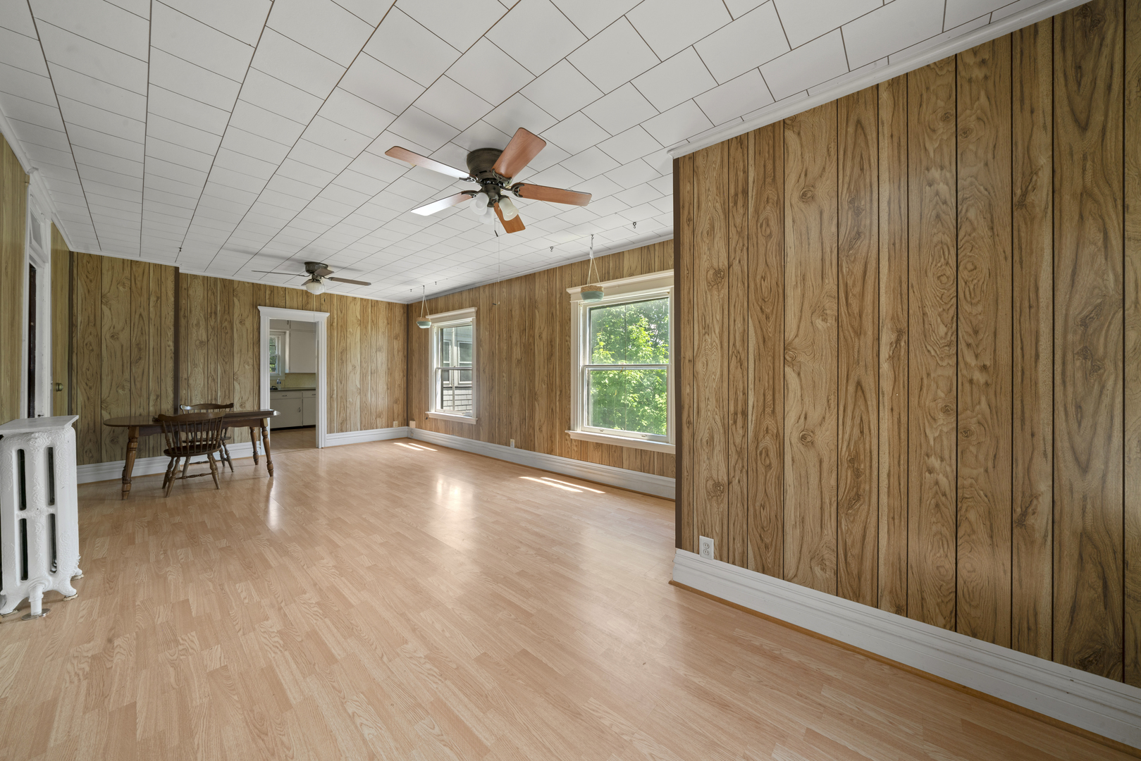 205 S Gage Street, Somonauk, IL 60552