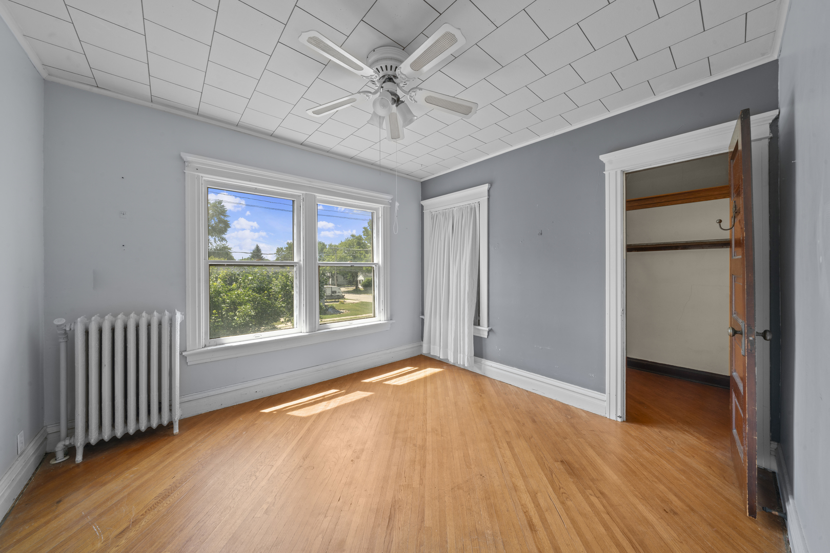 205 S Gage Street, Somonauk, IL 60552