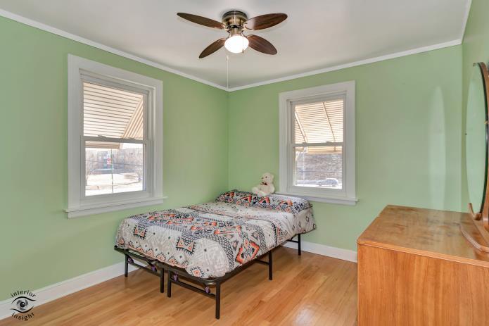 9857 S Hamlin Avenue, Evergreen Park, IL 60805