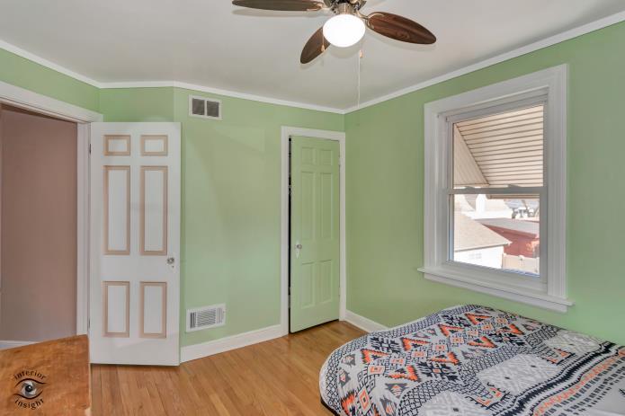 9857 S Hamlin Avenue, Evergreen Park, IL 60805