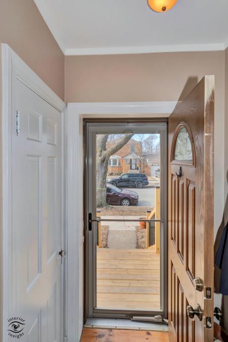 9857 S Hamlin Avenue, Evergreen Park, IL 60805