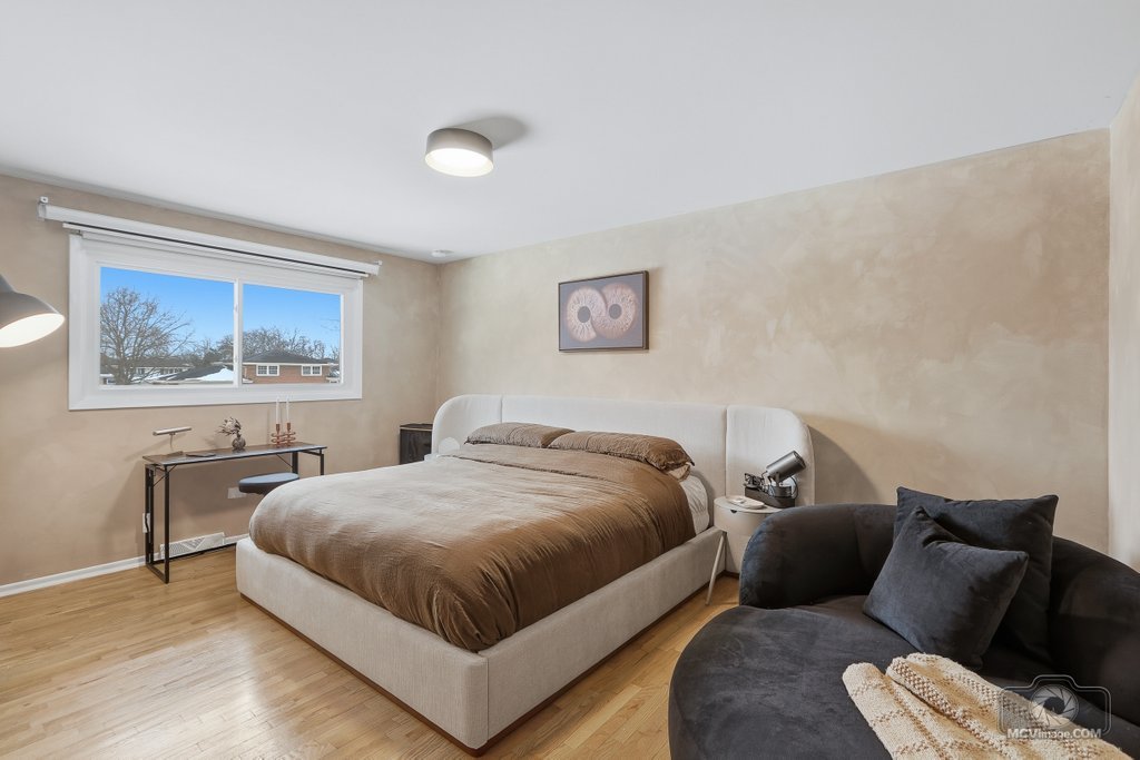 9930 La Reina Court, Orland Park, IL 60462