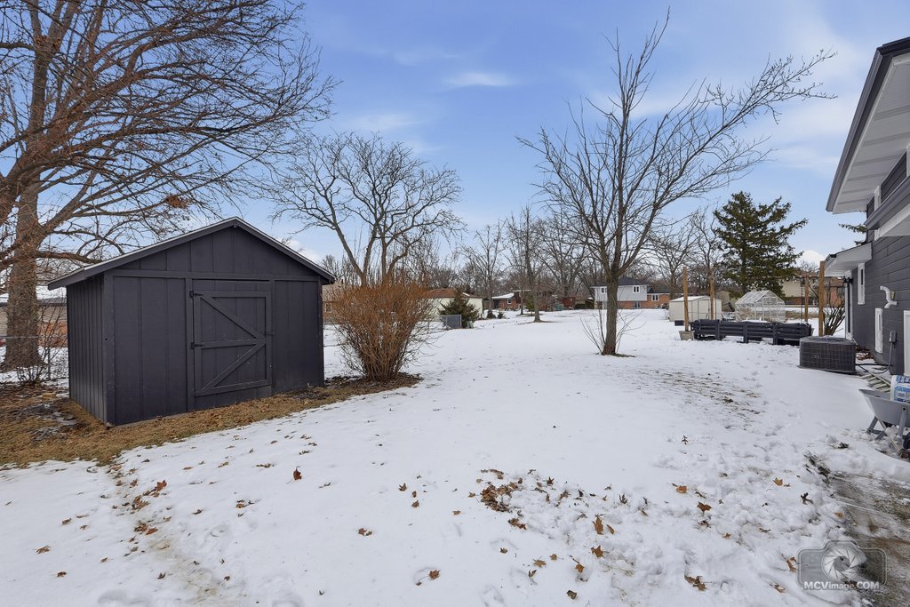 9930 La Reina Court, Orland Park, IL 60462