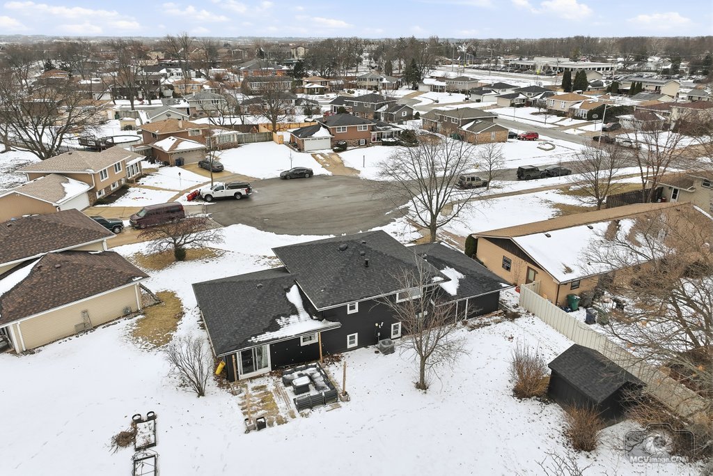 9930 La Reina Court, Orland Park, IL 60462