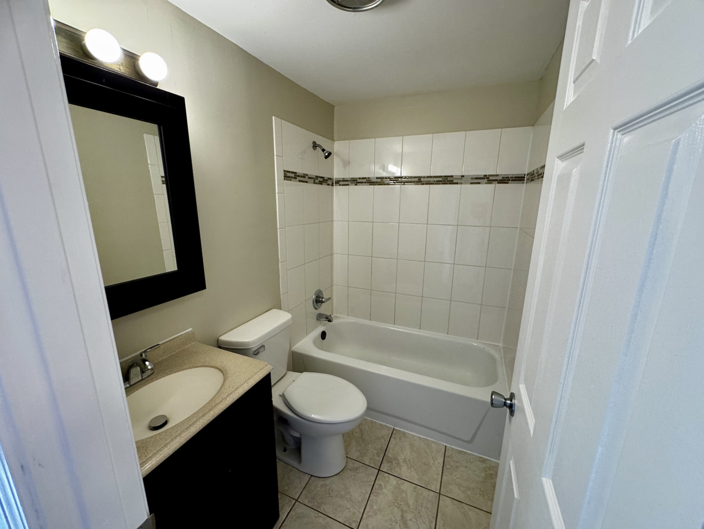 405 Colony Court, Bolingbrook, IL 60440