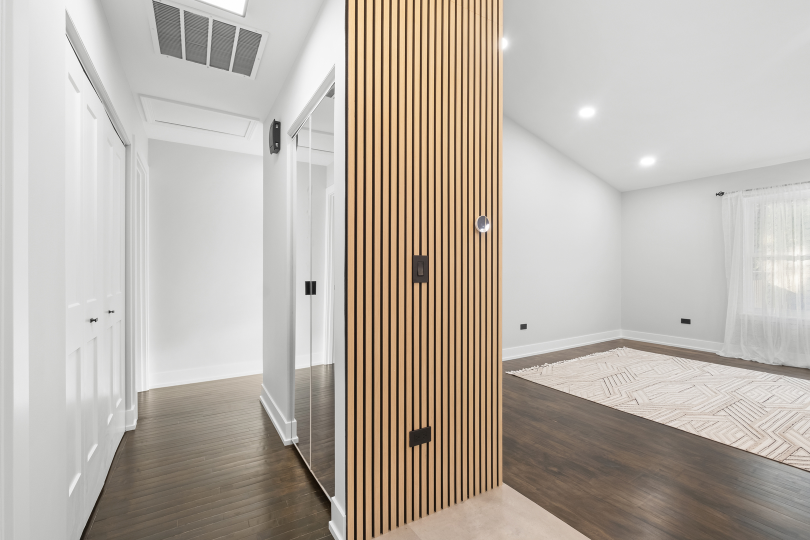 531 Lasalle Lane, Buffalo Grove, IL 60089