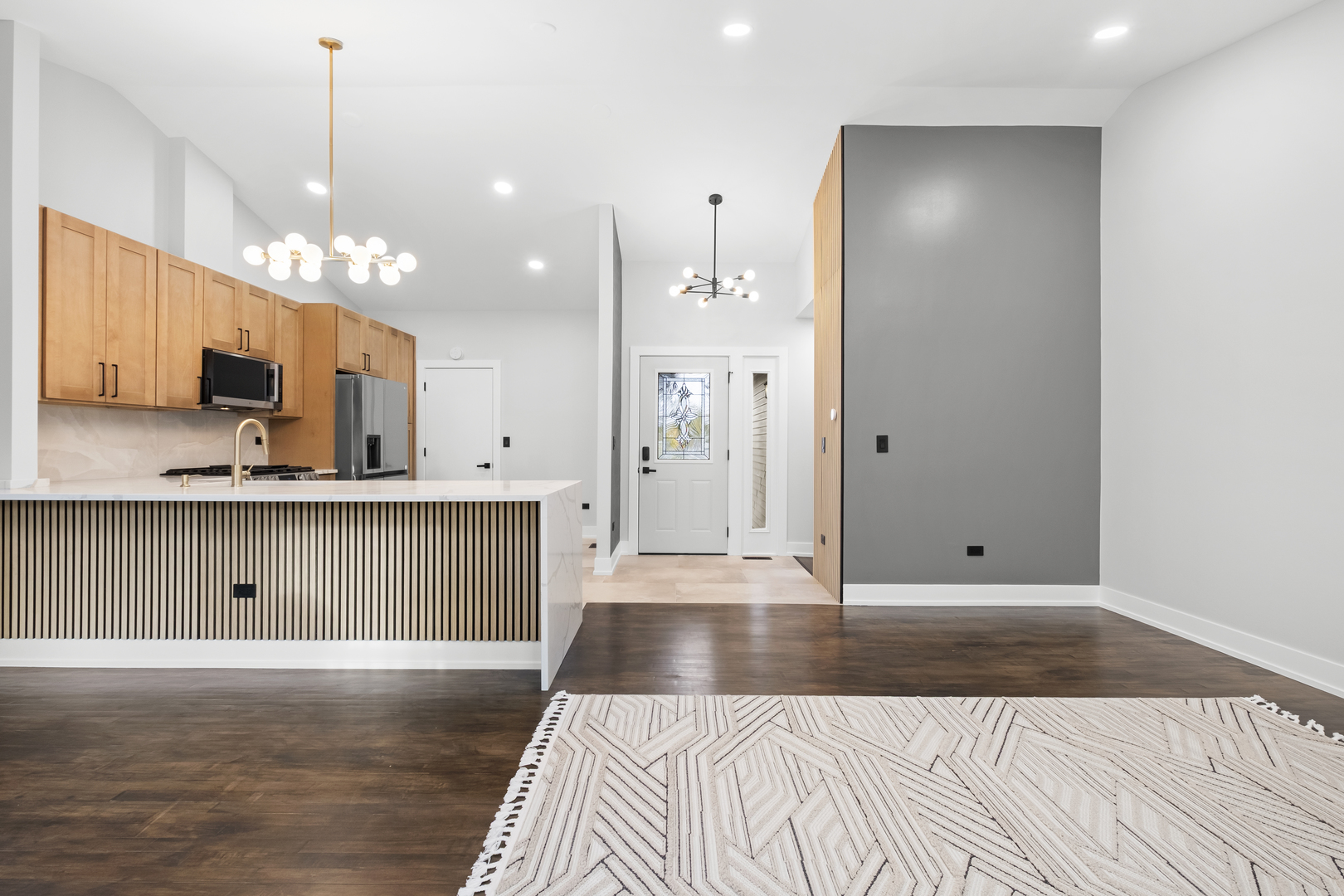 531 Lasalle Lane, Buffalo Grove, IL 60089