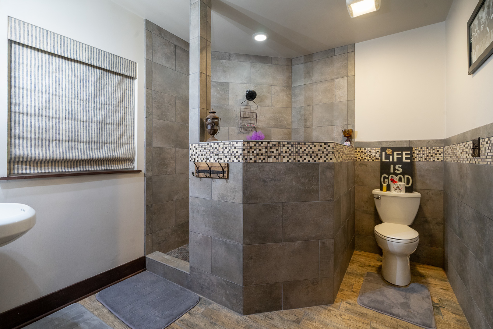 12165 W Castle Drive, Mokena, IL 60448