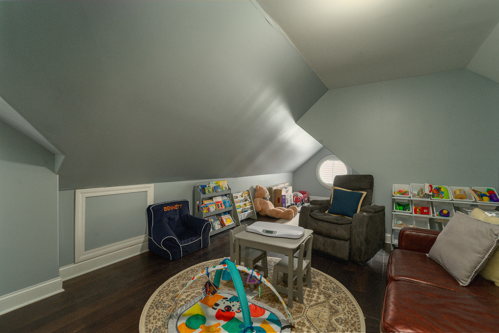 12165 W Castle Drive, Mokena, IL 60448