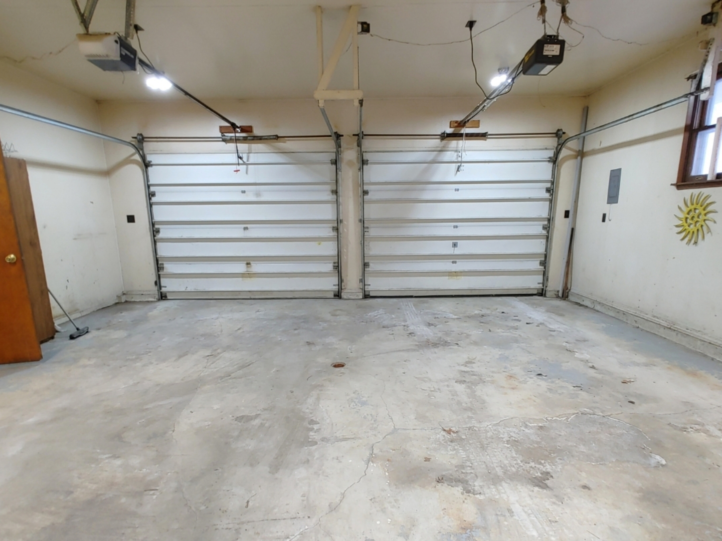 2585 S Jugtown Road, Coal City, IL 60416