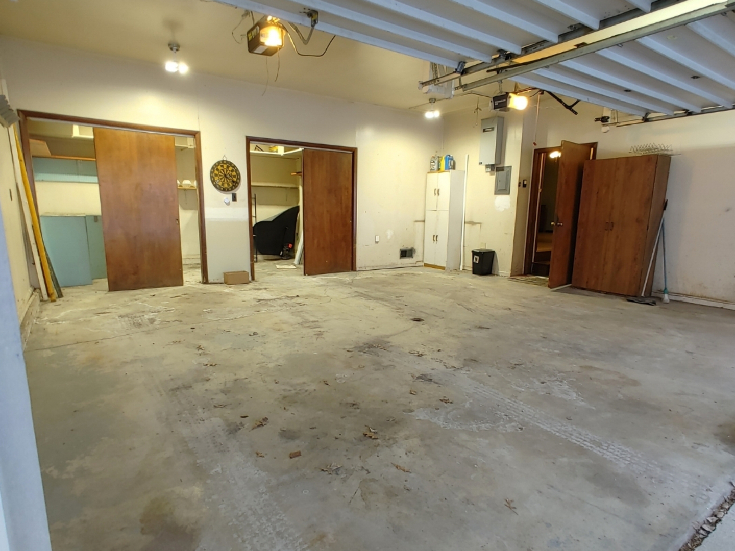 2585 S Jugtown Road, Coal City, IL 60416